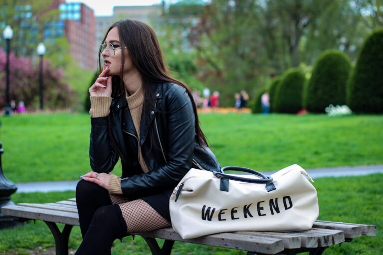 Top 10 Stylish Travel Bags for Women on the Go