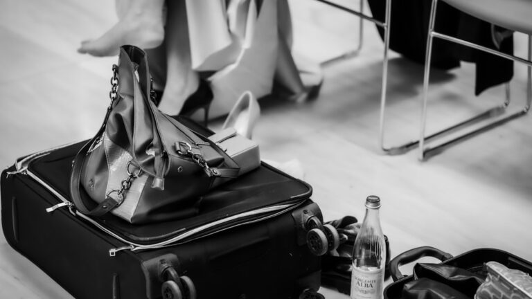 Tips for Organizing Your Women’s Travel Bag Like a Pro